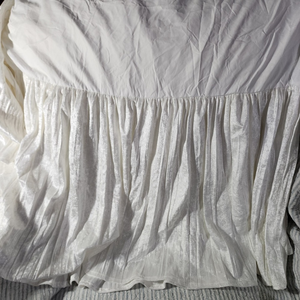 Sweet Jojo Designs White Crushed Velvet Bed Skirt 18 Inch Drop Dust Ruffle twin